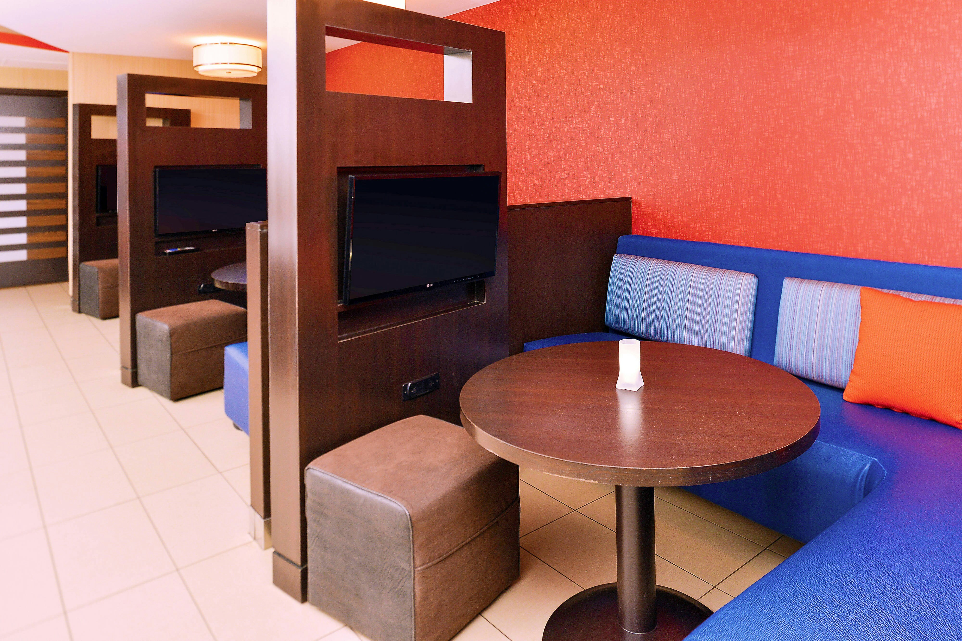 Courtyard By Marriott Denver Cherry Creek 9/22