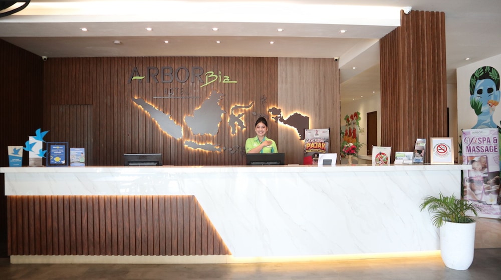 Arbor Biz Hotel 11/58