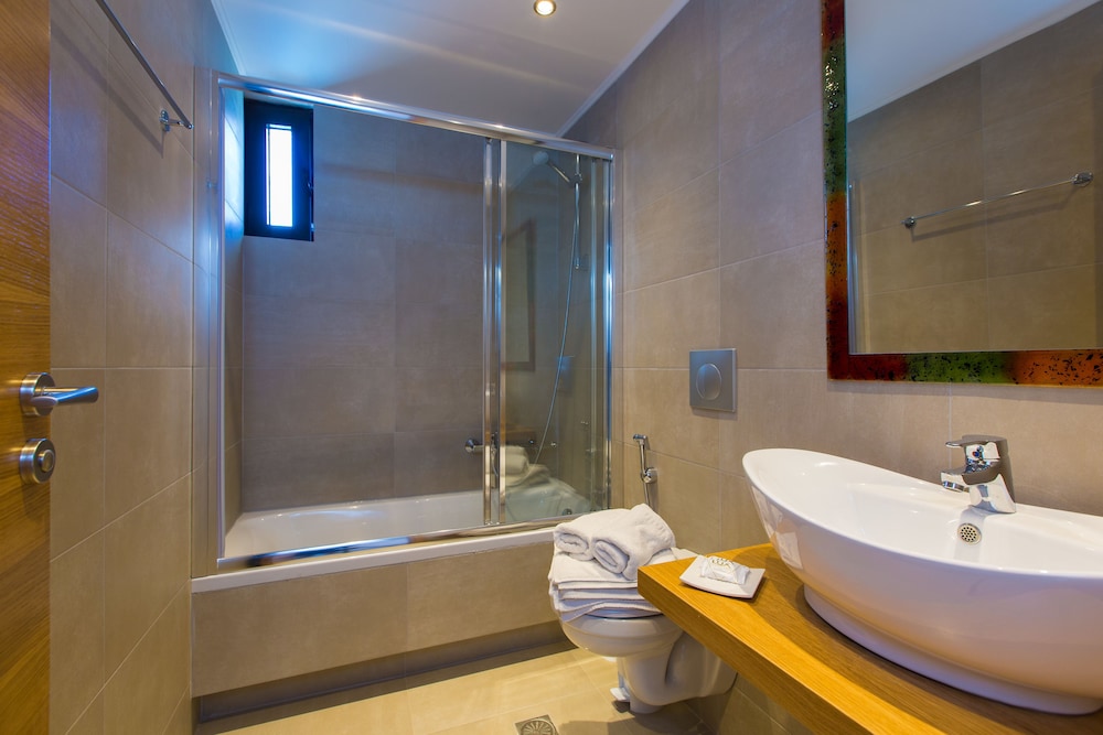 Eltina Hotel 44/50