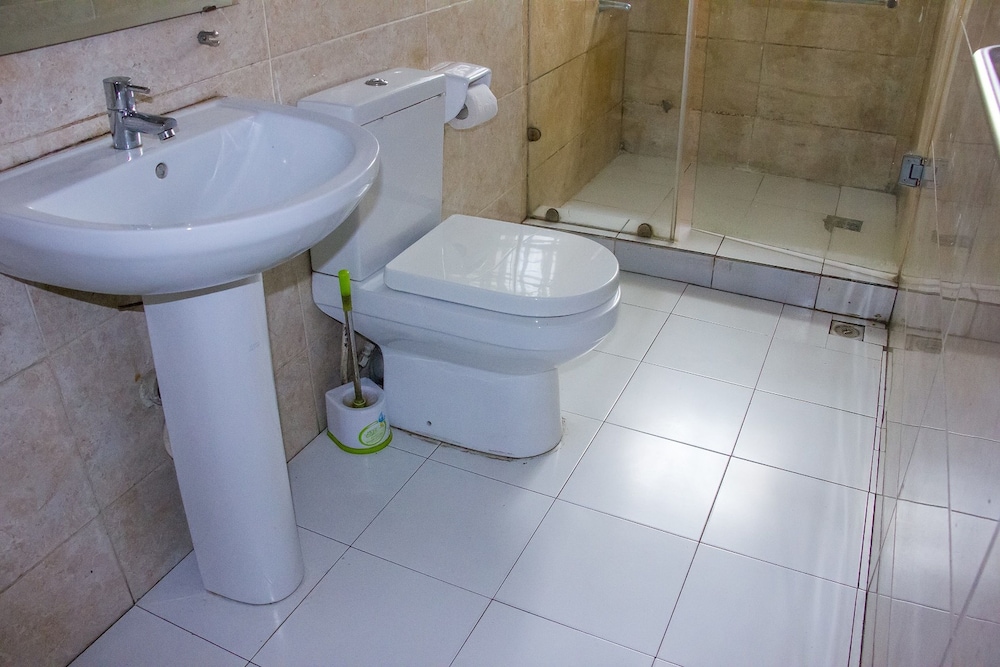 Folade Hotels 25/29