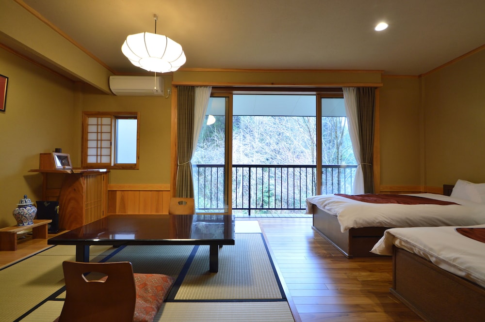 Run of House, 4 Futon Beds, Riverside, Main Building