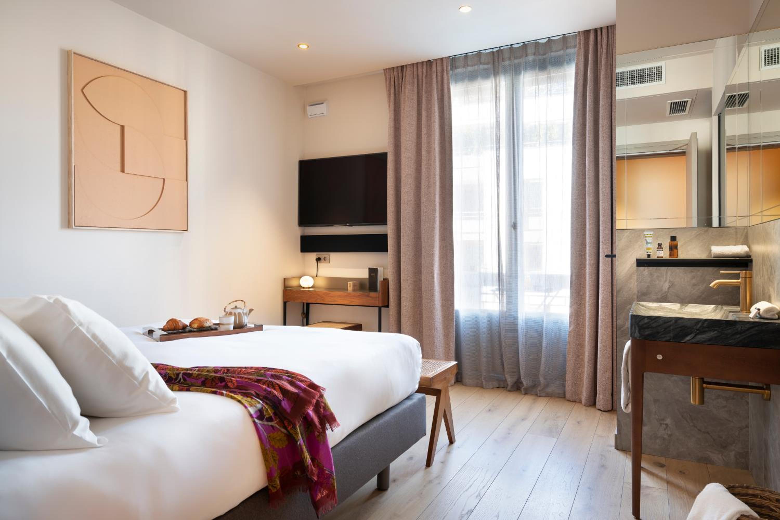 غرفة بسرير مزدوج، Hebe Hotel 2/9