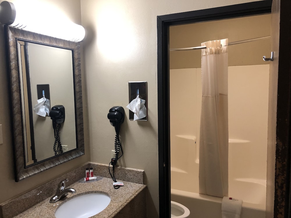 Super 8 By Wyndham Natchitoches 20/37