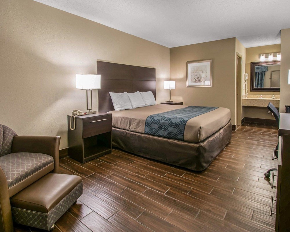 Econo Lodge Defuniak Springs I-10 13/31