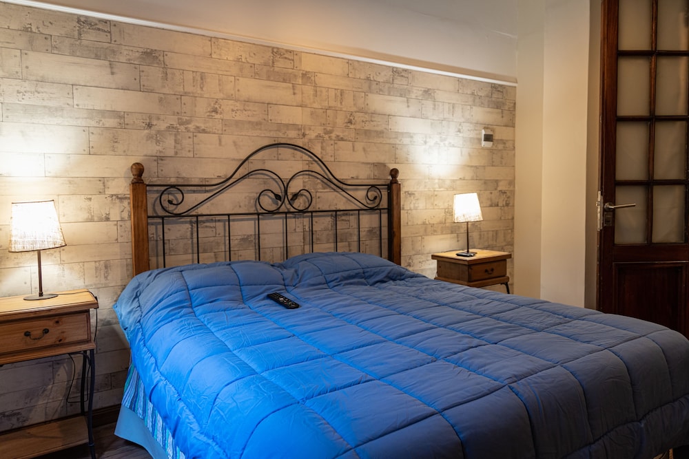 Che Juan Hostel BA 10/50
