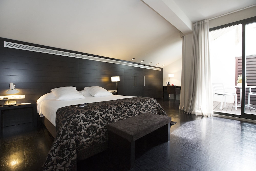 Room at Hospes Palau De La Mar, VALENCIA