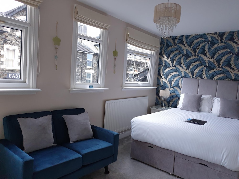 Number 80 Bed Then Breakfast 15/65