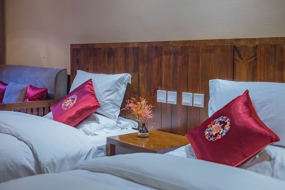 Arro Khampa by Zinc Journey Shangri-la 19/72