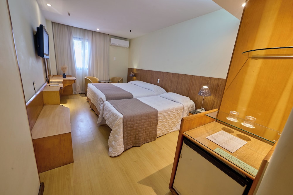 STANDARD, TWIN BEDS