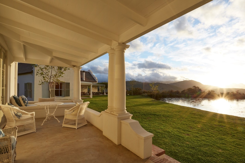 La Cotte House 41/44