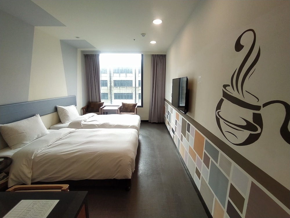 DELUXE, TWIN BEDS