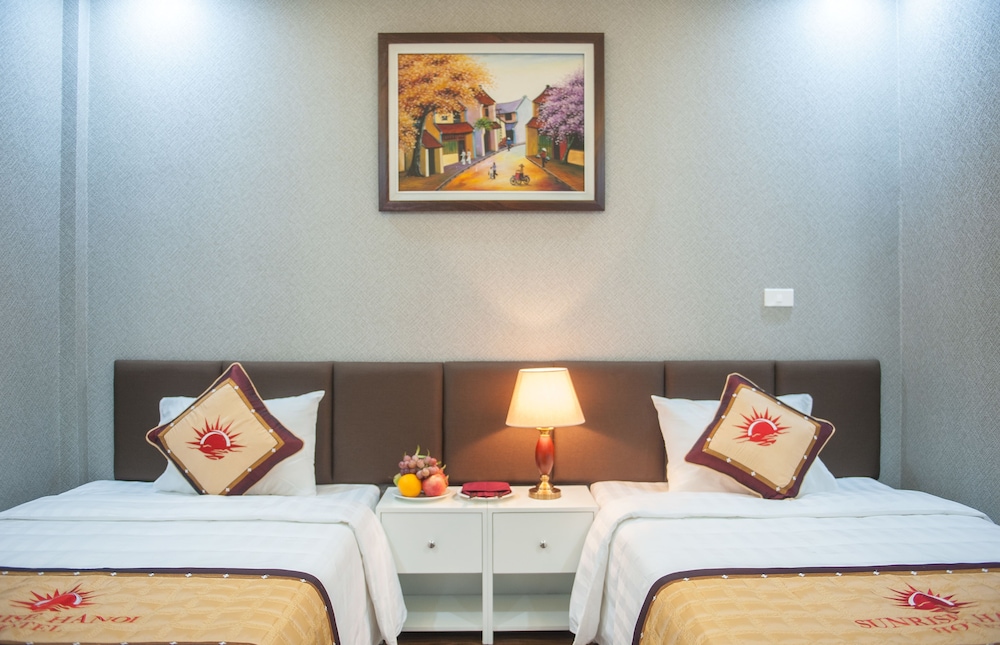 SUPERIOR, DOUBLE OR TWIN BED