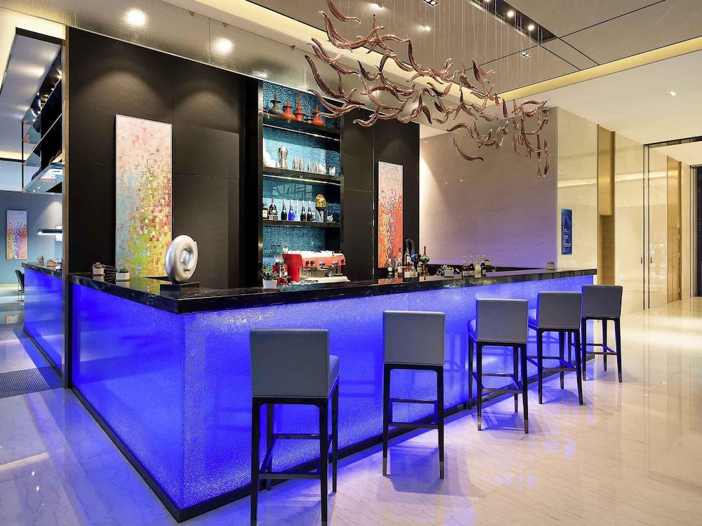Novotel Ningbo East 52/76