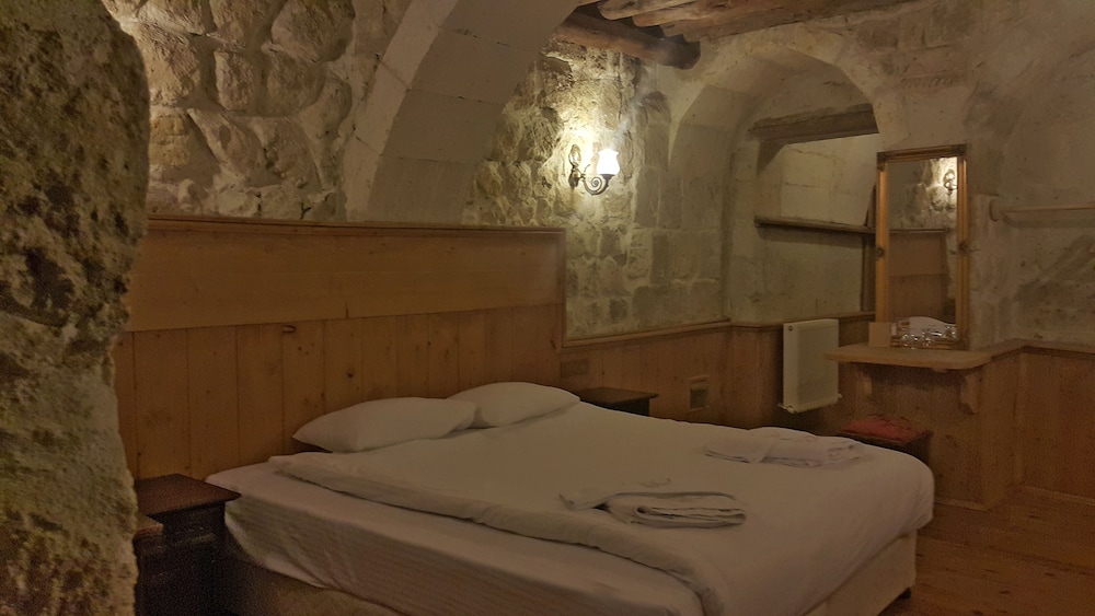 Has Cave Konak 19/36