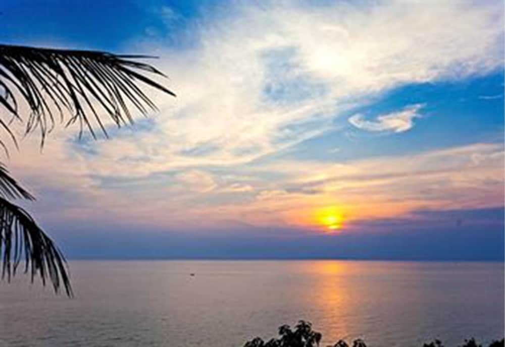 CHANG CLIFF RESORT 58/70
