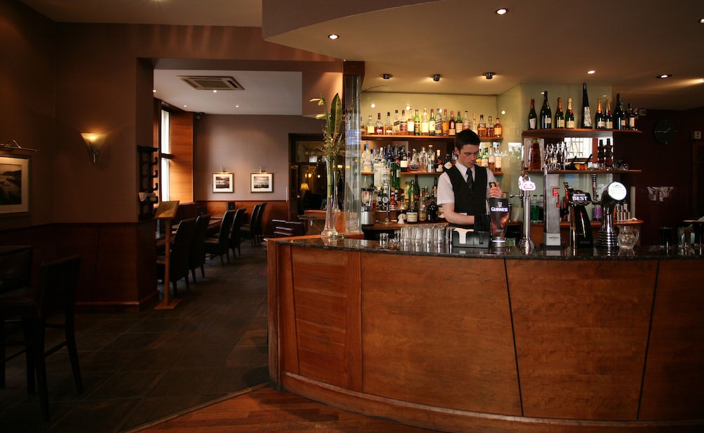 Royal Highland Hotel 3/43