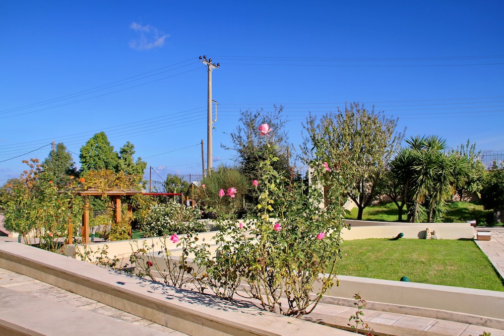Villa Metaxas 36/50