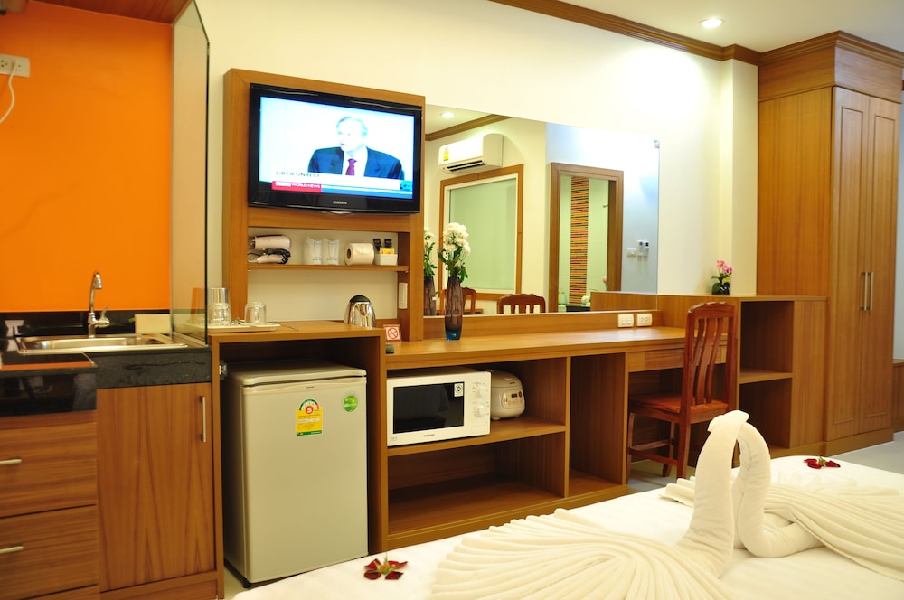 Green Harbor Hotel And Service Apartment 13/67
