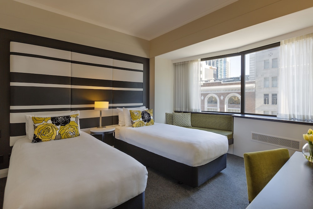 Movenpick Hotel Auckland 14/75