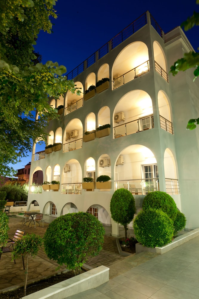 KRONOS HOTEL 1/43