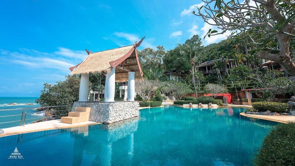 Racha Kiri Resort and Spa 4/63