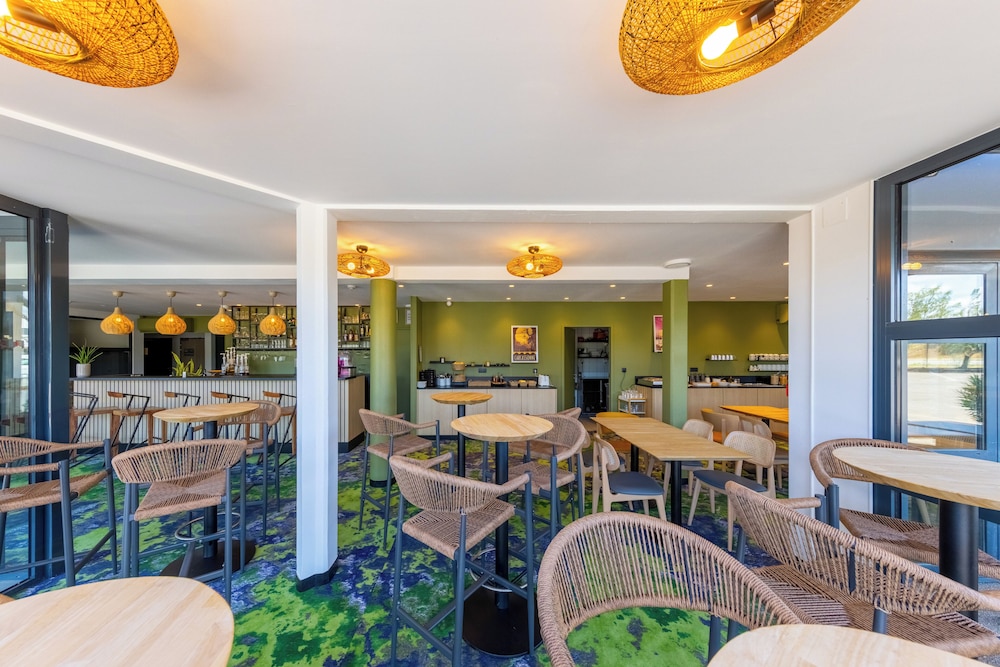 Hotel The Originals Carcassonne 34/50