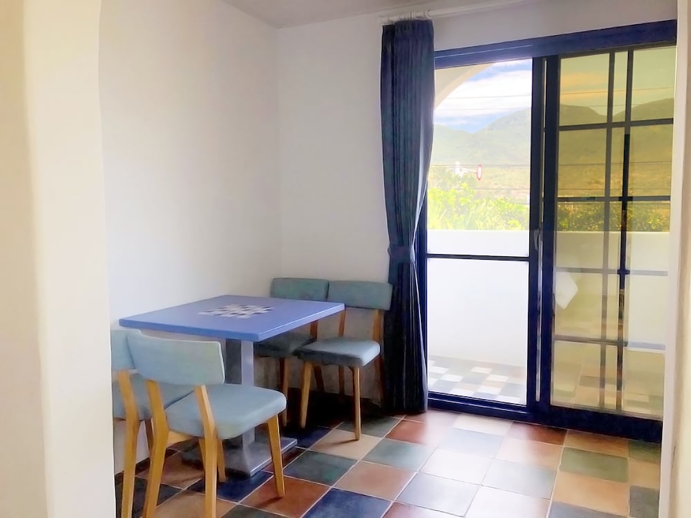 Cest La Vie Villa 31/50