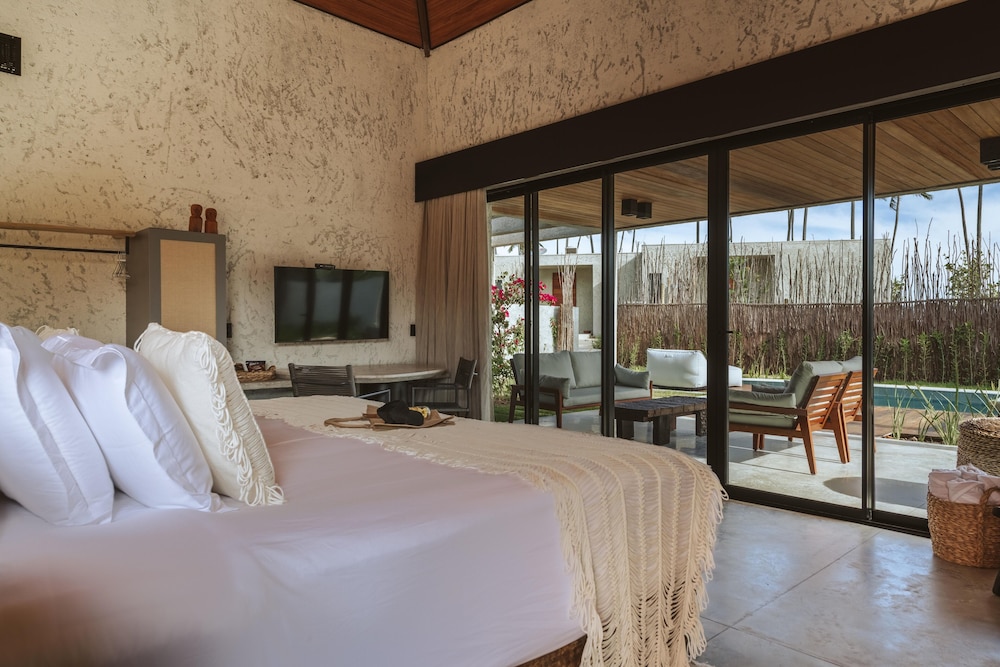 Villa, Bungalow, 1 King and 1 Single Beds
