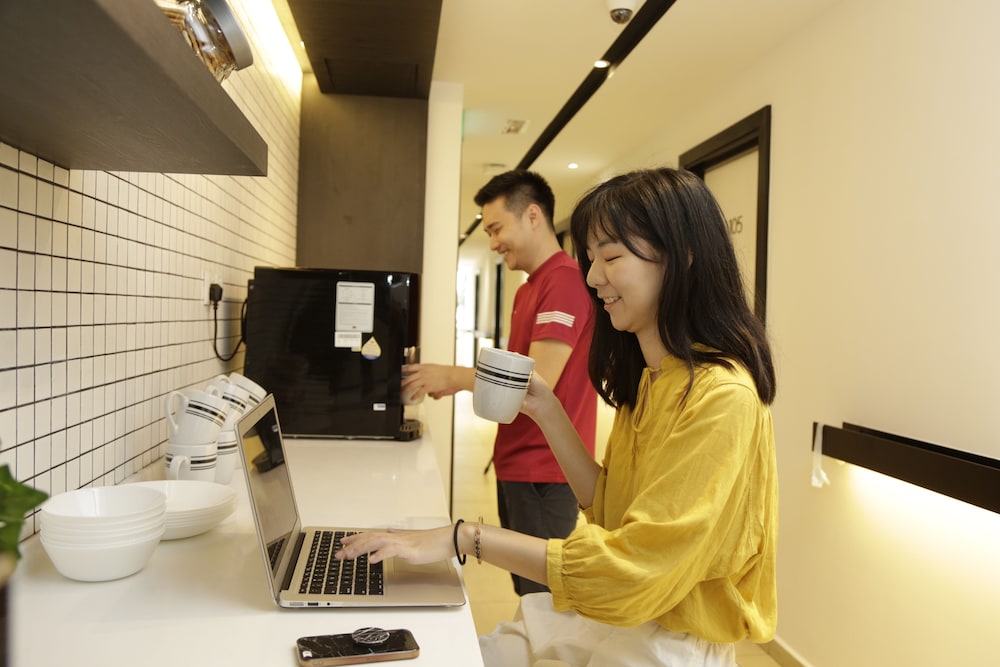 Z Hotel Ara Damansara, LRT, Mall, Airport 6/37