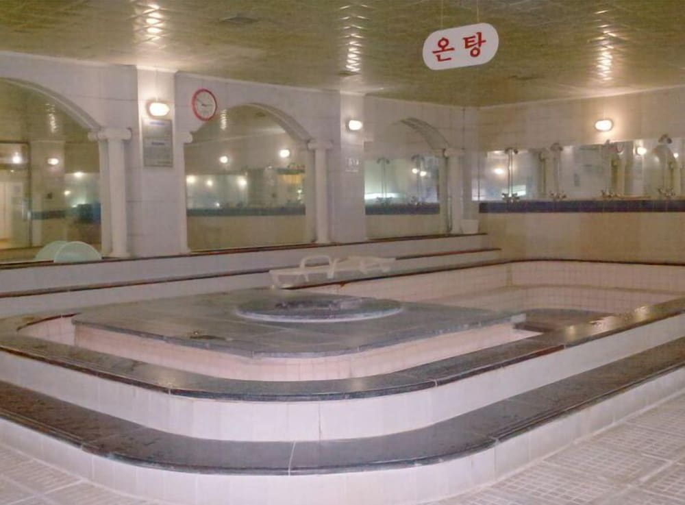 Kyungha Spa Hotel 32/56