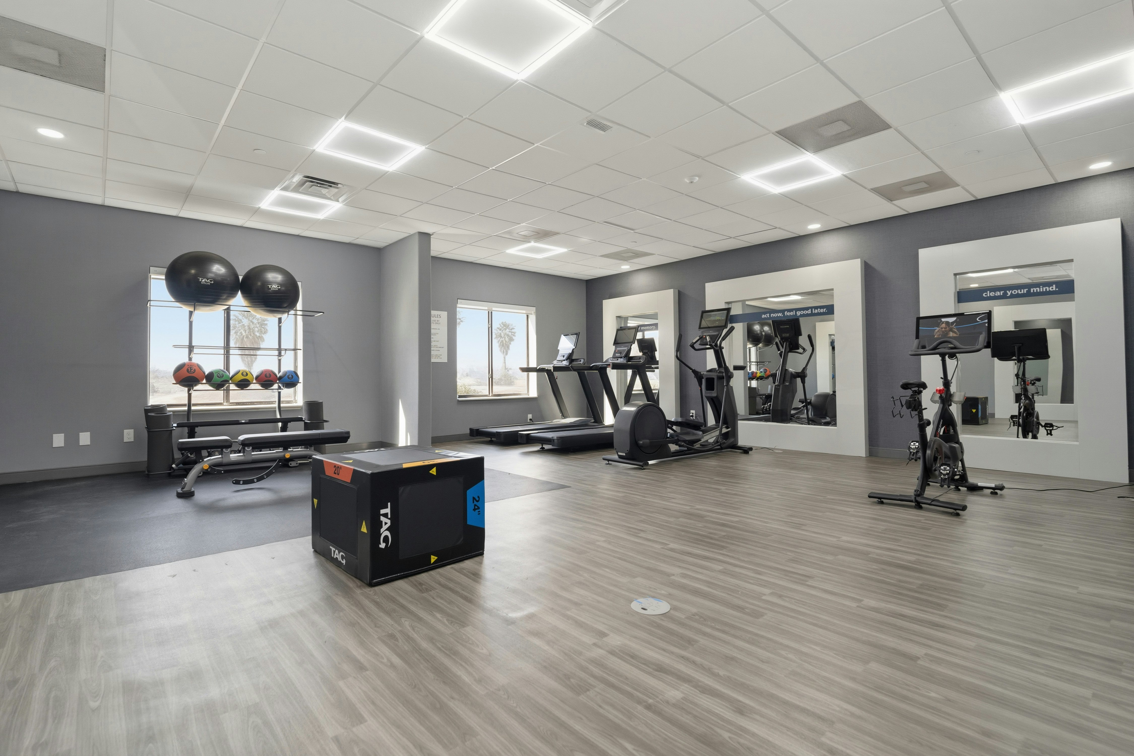Hampton Inn & Suites Pharr, TX 26/52