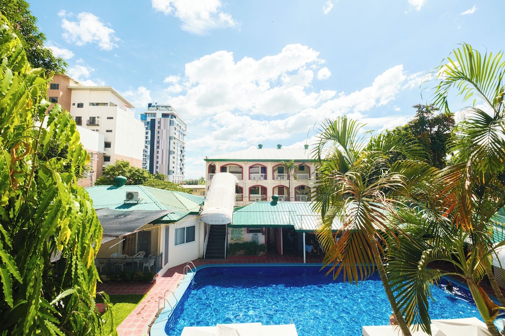 Orchid Inn Resort 48/57