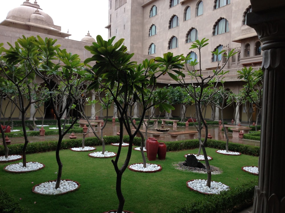 Fairmont Jaipur 42/50