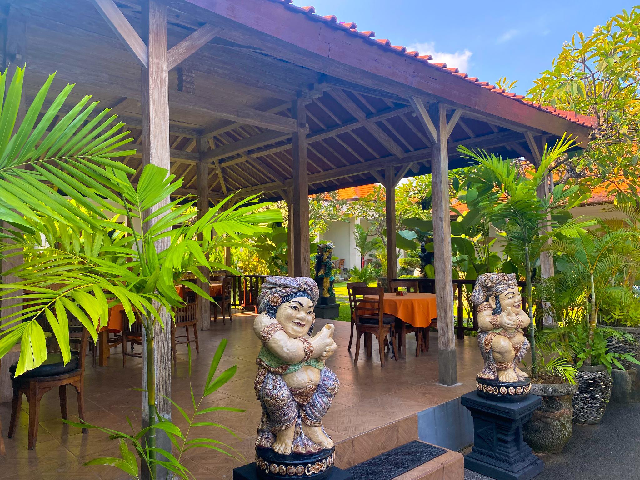 Agung Cottages Legian 7/24
