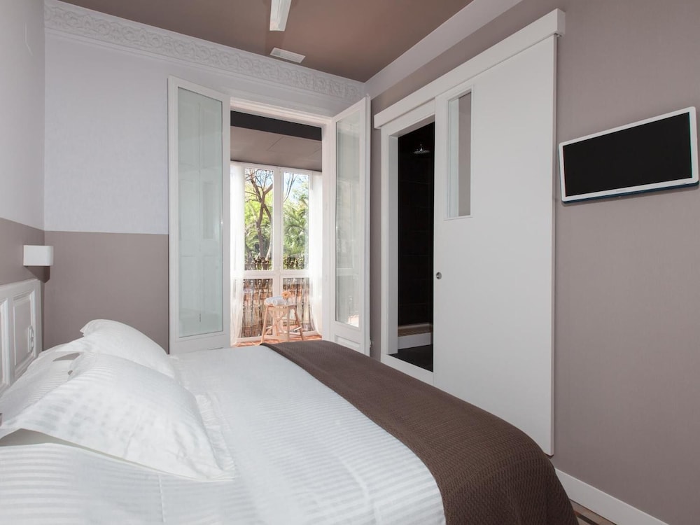 Hostal Ecozentric 8/40