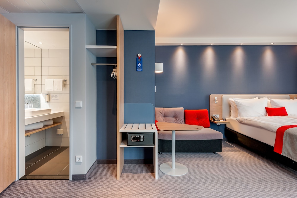Holiday Inn Express Berlin - Alexanderplatz 40/67