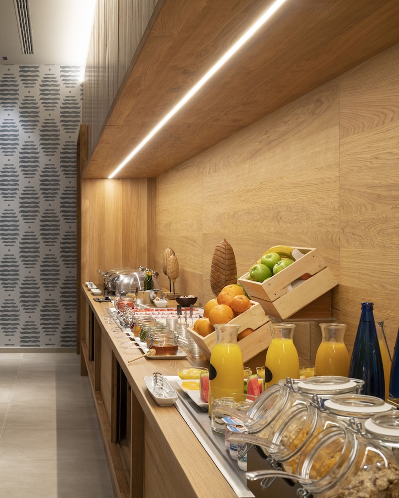 Ciudad de Logrono Hotel 22/27