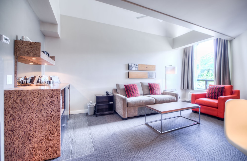 Adara Hotel 44/63