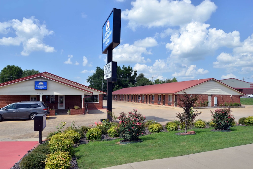 Americas Best Value Inn Suites Siloam Springs 5/26