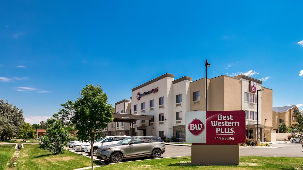 Best Western Plus Airport Inn Suites Salt Lake City 1/24