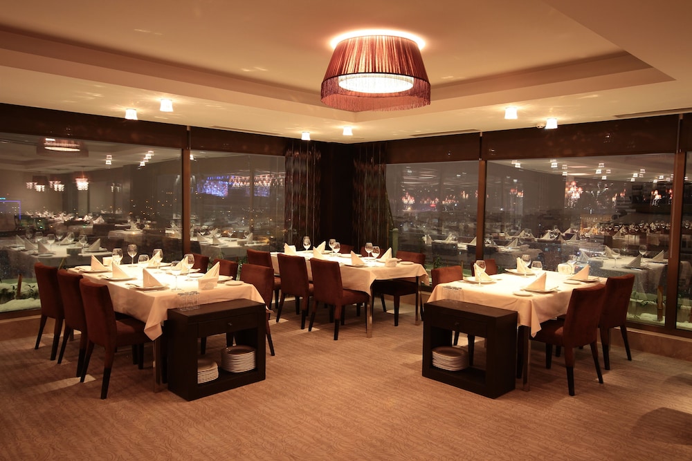 Grand Hotel Gaziantep 61/68