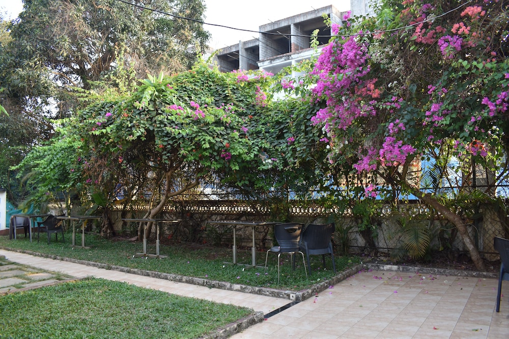Athi Resorts 42/50