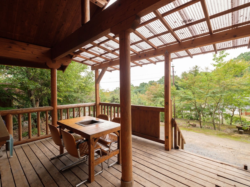 Log Cabin Kinoko No Sato 40/50