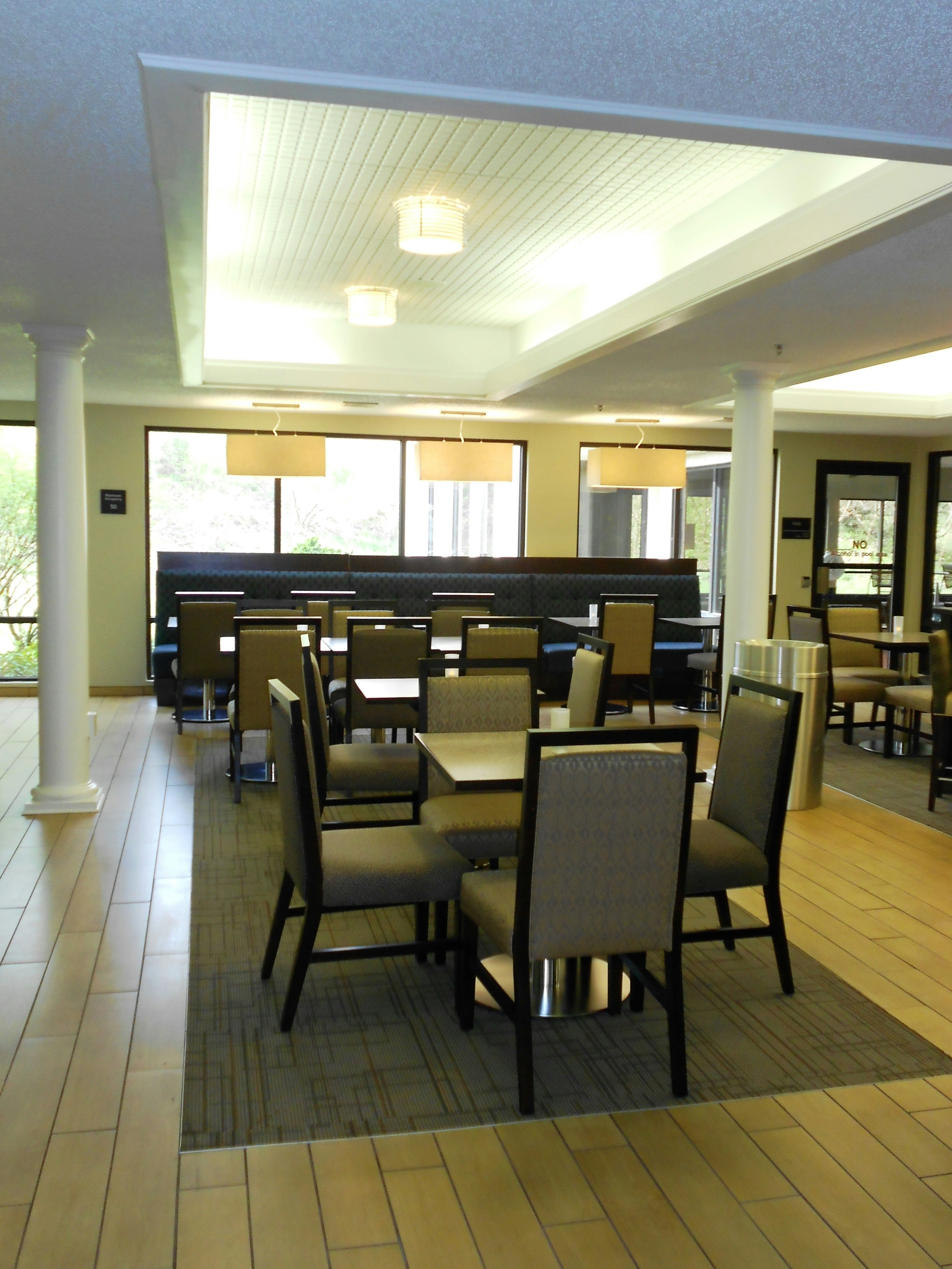 Hampton Inn Selinsgrove/Shamokin Dam, PA 28/32