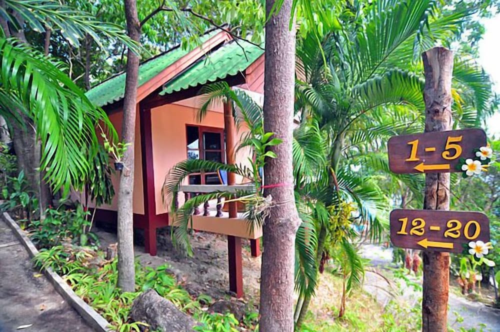 BAAN KARON HILL PHUKET RESORT 6/53