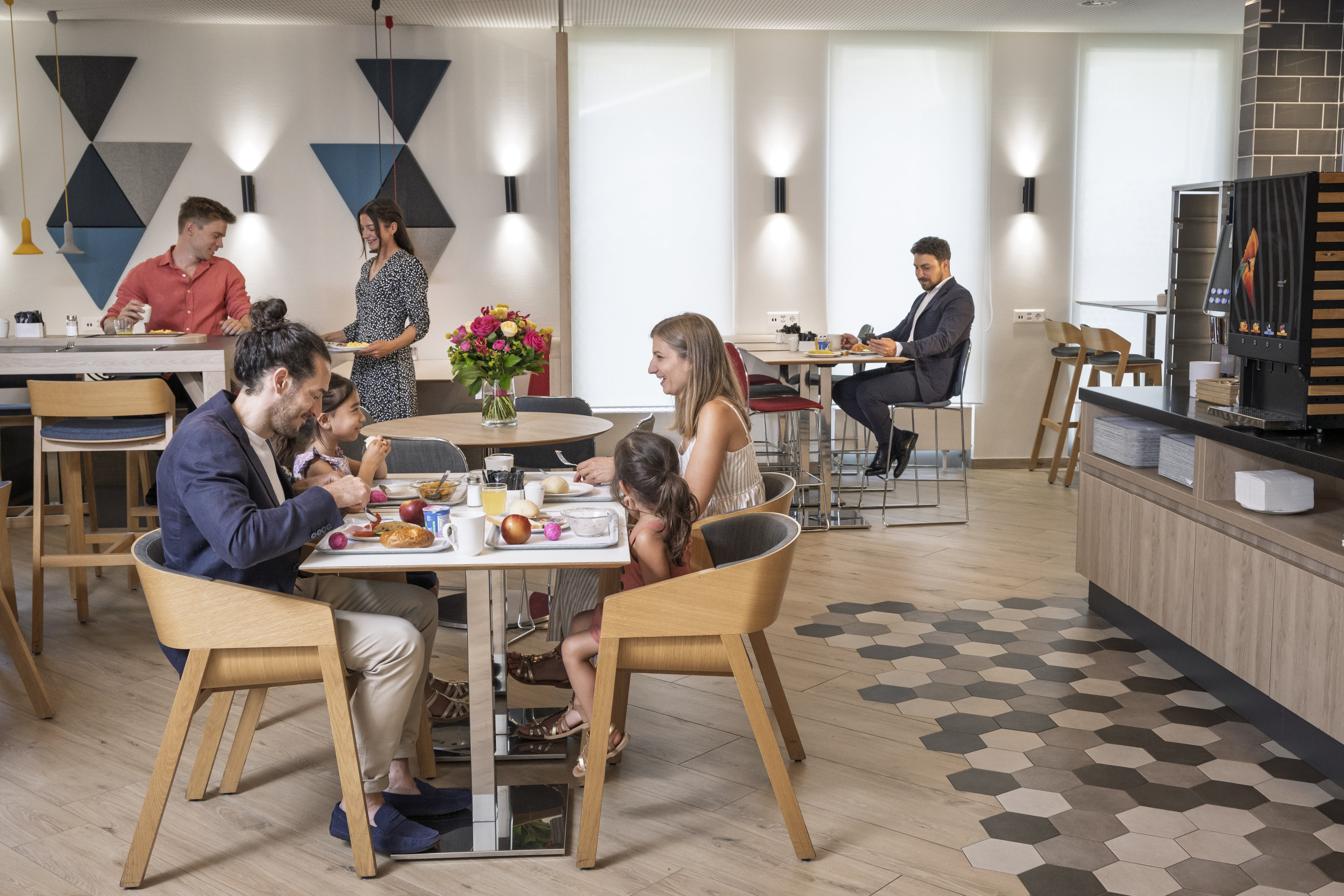 Holiday Inn Express Geneva Airport 25/39