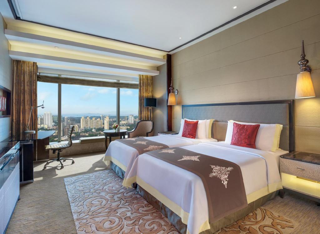 Astor, Grand, Suite, King Bed