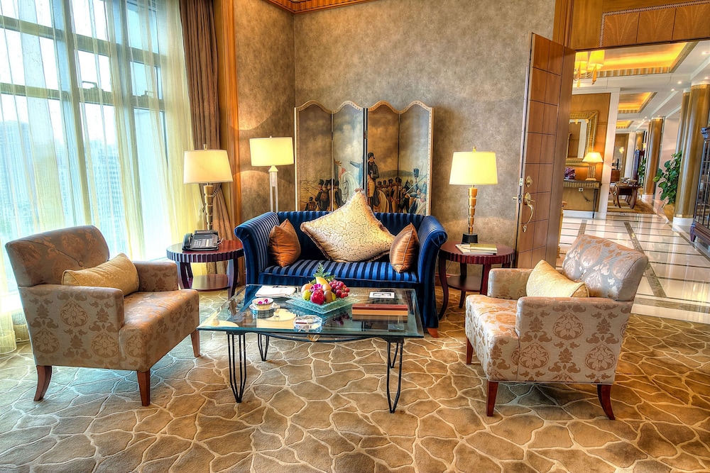 Radisson Collection Hotel Xin Guo Shanghai 30/48