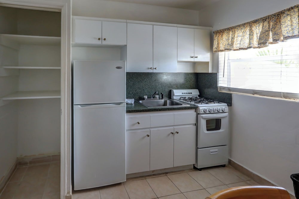 Richard s Motel Extended Stay 7/50
