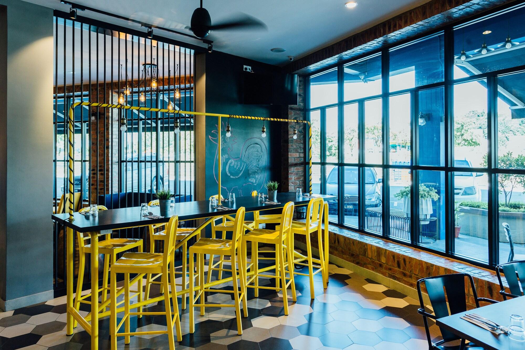 Thome Boutique Hotel 30/36